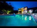 Appartements Mariska - with swimming pool: A1(6+2), A2(6+2) Podstrana - Riviera de Split  - piscine
