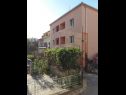 Appartements Edvard - garden terrace : SA1- zeleni (2), SA2- plavi (2) Split - Riviera de Split  - maison