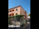 Appartements Edvard - garden terrace : SA1- zeleni (2), SA2- plavi (2) Split - Riviera de Split  - maison