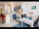 Appartements Dragica 1 - cozy flat : A1(3) Split - Riviera de Split  - Appartement - A1(3): cuisine salle à manger