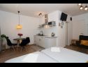 Appartements Edvard - garden terrace : SA1- zeleni (2), SA2- plavi (2) Split - Riviera de Split  - Studio appartement - SA1- zeleni (2): intérieur