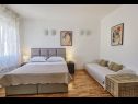 Appartements Sol - city centar: A1(2+2), SA2(3) Split - Riviera de Split  - Appartement - A1(2+2): chambre &agrave; coucher