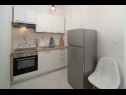 Appartements Lux 1 - heated pool: A1(4), A4(4) Marina - Riviera de Trogir  - Appartement - A1(4): cuisine