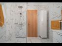 Appartements Lux 2 - heated pool: A2(4+2), A3(4+2) Marina - Riviera de Trogir  - Appartement - A2(4+2): salle de bain W-C