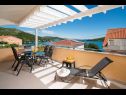 Appartements Lux 2 - heated pool: A2(4+2), A3(4+2) Marina - Riviera de Trogir  - Appartement - A2(4+2): terrasse