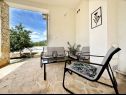 Appartements Mia - with pool: A1(4) Marina - Riviera de Trogir  - Appartement - A1(4): terrasse