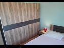 Appartements Luka - pet friendly A1(4+2) Seget Donji - Riviera de Trogir  - Appartement - A1(4+2): chambre &agrave; coucher