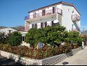 Appartements VV A1(2+1), A2(5), A3(7) Seget Vranjica - Riviera de Trogir  - maison