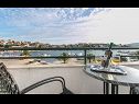 Appartements Mare - 30 m from pebble beach: SA1(2), SA2(2), A3(4), A4(4), A5(8) Seget Vranjica - Riviera de Trogir  - Appartement - A4(4): vue de la terrasse