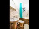 Appartements VV A1(2+1), A2(5), A3(7) Seget Vranjica - Riviera de Trogir  - Appartement - A3(7): salle de bain W-C