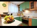 Maisons de vacances Villa Linda - big terraces: H(5+2) Seget Vranjica - Riviera de Trogir  - Croatie  - H(5+2): cuisine