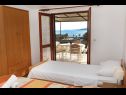 Appartements Ante - 50 M from the sea : A1(5), A2(8) Seget Vranjica - Riviera de Trogir  - Appartement - A1(5): chambre &agrave; coucher