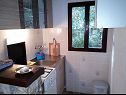 Maisons de vacances Ivica - charming house next to the sea H(2+2) Sevid - Riviera de Trogir  - Croatie  - H(2+2): cuisine