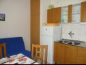 Appartements Gor A1(2+2), B2(2+2) Sevid - Riviera de Trogir  - Appartement - A1(2+2): cuisine salle à manger