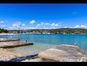 Appartements Stipe - 25m from the sea: A1(4+1) Sevid - Riviera de Trogir  - plage