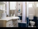 Appartements Stipe - 25m from the sea: A1(4+1) Sevid - Riviera de Trogir  - Appartement - A1(4+1): salle de bain W-C