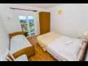 Appartements Bosiljka - by the sea: A1(5), A2(5), SA3(2) Sevid - Riviera de Trogir  - Appartement - A1(5): chambre &agrave; coucher