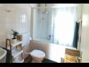 Appartements Garden - sea view: A1(4) Sevid - Riviera de Trogir  - Appartement - A1(4): salle de bain W-C