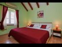 Appartements et chambres Jare - in old town R1 zelena(2), A2 gornji (2+2) Trogir - Riviera de Trogir  - Chambre - R1 zelena(2): intérieur