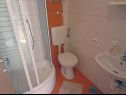 Appartements Davorka - 50m from the sea A1(2+2), A2(2+2) Trogir - Riviera de Trogir  - Appartement - A2(2+2): salle de bain W-C
