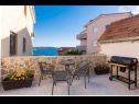 Appartements Tom - panoramic sea view: A1(6) Trogir - Riviera de Trogir  - barbecue