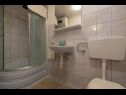 Maisons de vacances Neve - 30 m from sea: H(6+2) Vinisce - Riviera de Trogir  - Croatie  - H(6+2): salle de bains
