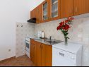 Appartements Miranda - quiet & next to the sea: A1(2+2), A2(2+2), A3(2+1), A4(2+1) Vinisce - Riviera de Trogir  - Appartement - A3(2+1): cuisine