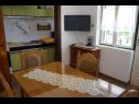Appartements Srđan - 10 m from the beach : A1(4), A2(2+1), A3(4+1) Vinisce - Riviera de Trogir  - Appartement - A1(4): cuisine salle à manger