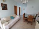 Appartements Srđan - 10 m from the beach : A1(4), A2(2+1), A3(4+1) Vinisce - Riviera de Trogir  - Appartement - A3(4+1): séjour