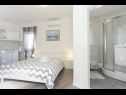 Maisons de vacances Ivica - with pool H(6) Vinisce - Riviera de Trogir  - Croatie  - H(6): chambre &agrave; coucher