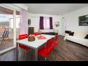 Appartements Ivo - beach nearby: A1(2+3), A2(2+2), A3(4+1) Vinisce - Riviera de Trogir  - Appartement - A1(2+3): cuisine salle à manger