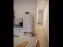 Appartements Ivan  - 15 m from beach: A1(7), SA2(2), A3(2+1) Vinisce - Riviera de Trogir  - Appartement - A3(2+1): cuisine salle à manger