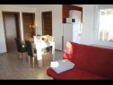 Appartements Ivan C A1(4+1), A2(4+1), A4(4+1), A3(4+1) Bibinje - Riviera de Zadar  - Appartement - A2(4+1): cuisine salle à manger