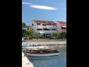 Appartements Ana- next to the sea A1(2+2), A2(2+3), A3(2+2), A4(2+3) Bibinje - Riviera de Zadar  - maison