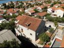  Jenny - 300m to the beach: A1(6), SA2(2), SA3(2), A4(4+2) Gornji Karin - Riviera de Zadar  - maison