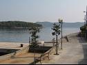 Maisons de vacances Vese - 50 m from sea : H(4+1) Mali Iz (Île de Iz) - Riviera de Zadar  - Croatie  - plage
