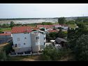 Appartements Dali - 300 m from the beach: SA1 1D (3), A2 1L (5), A3 2k (6) Nin - Riviera de Zadar  - maison