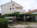 Appartements Slava - private parking: A1(6+1) Nin - Riviera de Zadar  - maison