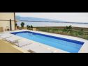 Appartements Dragi - with pool: A2(4), A3(4), A4(4), A6(2) Nin - Riviera de Zadar  - maison
