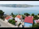 Appartements Ivan Z - 10 m from sea: A3(2), A4(2) Seline - Riviera de Zadar  - végétation (maison et environs)