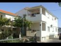 Appartements Let - 5 m from sea : A1(4), A4(4) Sukosan - Riviera de Zadar  - maison