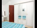 Appartements Let - 5 m from sea : A1(4), A4(4) Sukosan - Riviera de Zadar  - Appartement - A1(4): chambre &agrave; coucher