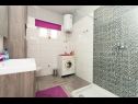 Appartements Dama - 10 m from beach: A1(6+1) Sukosan - Riviera de Zadar  - Appartement - A1(6+1): salle de bain W-C