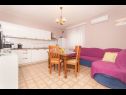 Appartements Dama - 10 m from beach: A1(6+1) Sukosan - Riviera de Zadar  - Appartement - A1(6+1): cuisine salle à manger