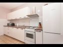 Appartements Dama - 10 m from beach: A1(6+1) Sukosan - Riviera de Zadar  - Appartement - A1(6+1): cuisine