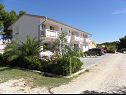 Appartements VINK - 80 m from beach A2(4), A3(4), A4(4) Vir - Riviera de Zadar  - maison