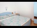 Appartements VINK - 80 m from beach A2(4), A3(4), A4(4) Vir - Riviera de Zadar  - Appartement - A4(4): chambre &agrave; coucher
