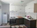 Appartements Sanja - 100 meters to the beach A1(4+1), A2(4+1), A3(4+1), A4(4+1) Vir - Riviera de Zadar  - Appartement - A1(4+1): cuisine