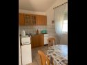 Appartements Tihana - 200 m from sea: A1(4+1) Vir - Riviera de Zadar  - Appartement - A1(4+1): cuisine salle à manger