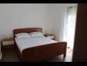 Appartements Snjeza - 80 m from beach: A1 Studio (4), A2 Apartman (2+2) Vir - Riviera de Zadar  - Appartement - A1 Studio (4): chambre &agrave; coucher